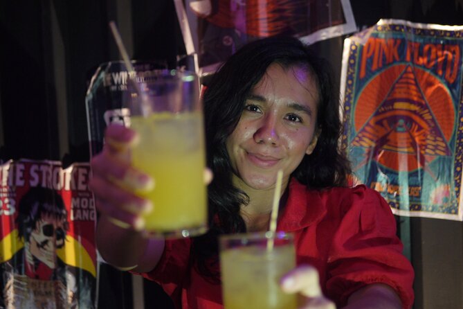 Friday Night Bar Crawl in Guadalajara, Mexico - Rakata Chapultepec and the final club hour