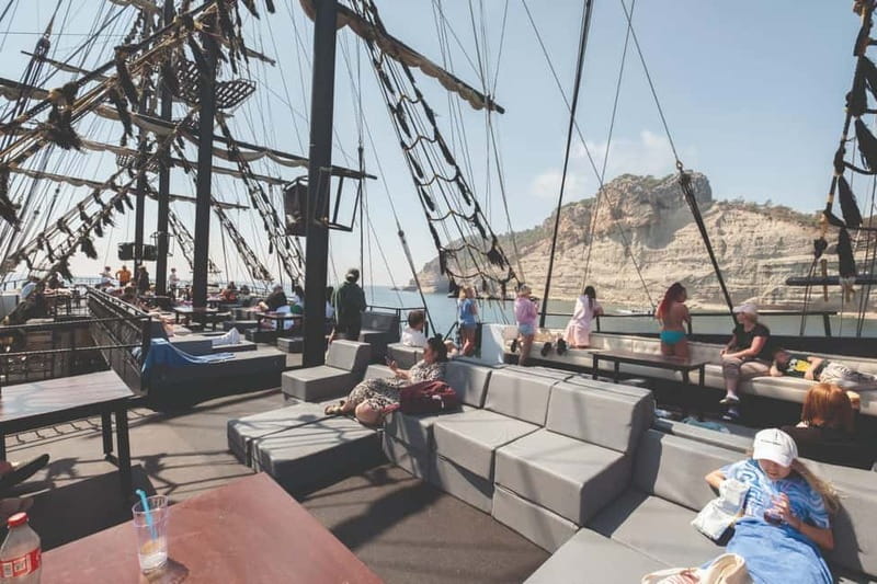From Antalya/Kemer: All-Inclusive Party Boat with Lunch - A good fit for families, friends, and mixed groups