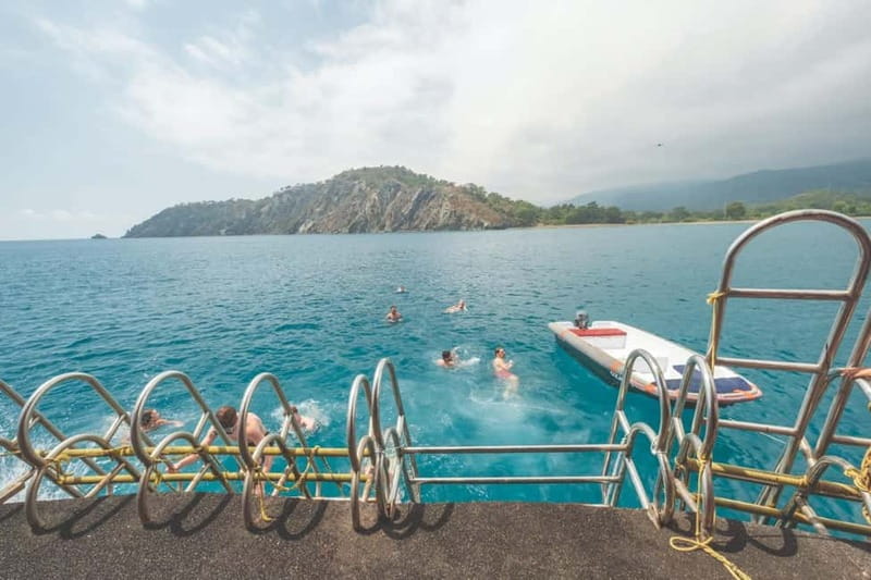 From Antalya/Kemer: All-Inclusive Party Boat with Lunch - The $35 price and what you receive