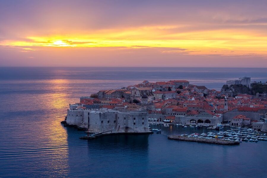 From Dubrovnik: Golden Hour Sunset Cruise with Free Drinks - Setting off from Old Town Harbor