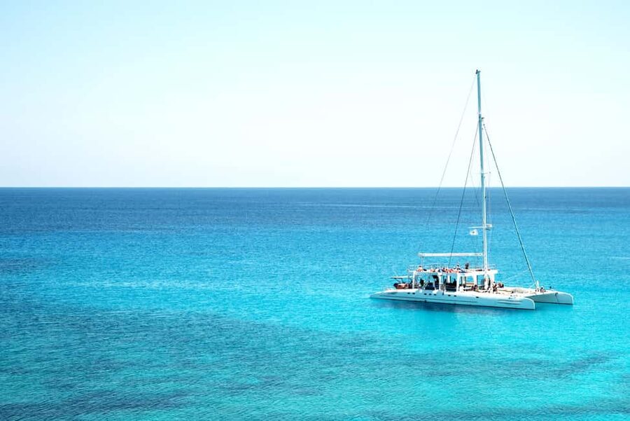 From Punta Cana: Catamaran Tour to Saona Island with Open Bar and Buffet - The natural pool stop and its shallow water