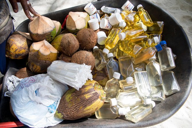 From Punta Cana: Saona Island & Altos de Chavon Day Trip with Lunch and Open Bar - The barbecue lunch and open bar
