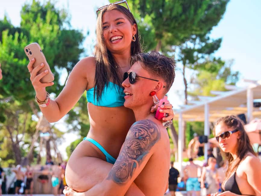 From Split: Brač Island Beach Bar and Pool Party - Arriving at the Private Resort in Milna