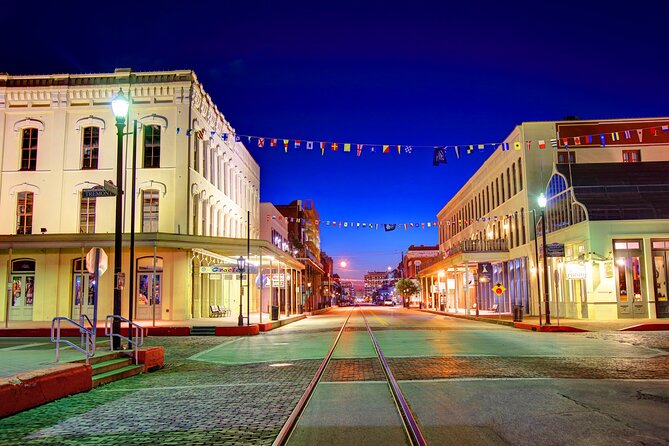 Galveston: Haunted Pub Crawl Walking Tour - Following Galveston’s deaths, storms, and ghost stories