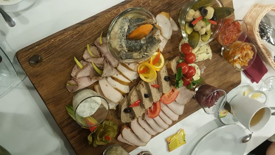 Gdansk Private Polish Beer Tasting Tour at Best Pubs & Bars - The four-hour option: beer, snacks, and a Polish meal