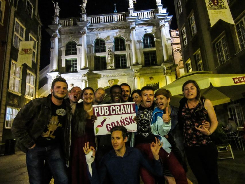 Gdansk: Pub Crawl with Complimentary Drinks - The first bar: your included drink and the opening games