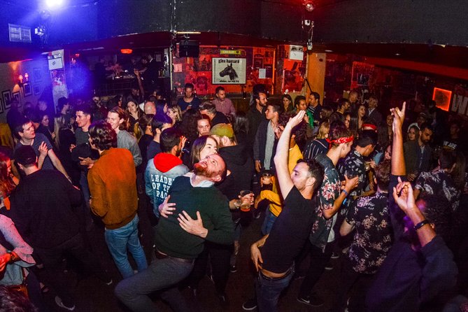 Generation Pub Crawl Dublin - Temple Bar first, then a wider slice of Dublin nightlife