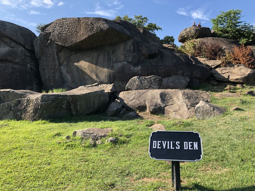 Gettysburg: Beer, Wine, and History Guided Walking Tour - The history: useful context, not a full battlefield tour