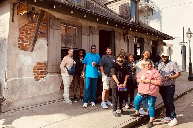 Ghost Tour and Haunted Pub Crawl Party with Free Shot - Andrew Jackson Hotel and the French Quarter Backstreets