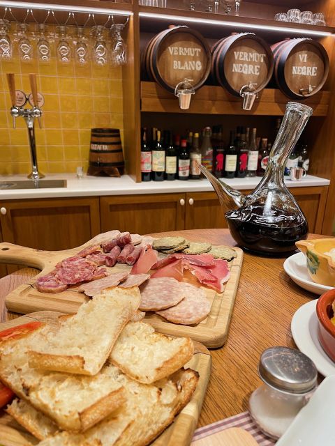 Girona Evening Food Tour & Tapas Bar Experience - Bridges, lanes, and Girona stories