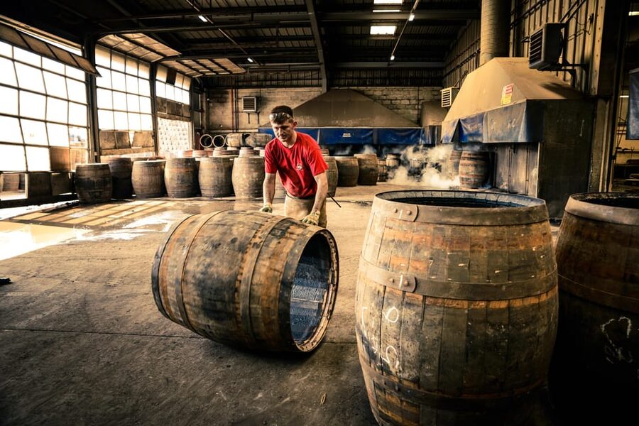 Glasgow: Go Drinking whisky with a Scotsman - Four Regions, Four Different Whisky Styles