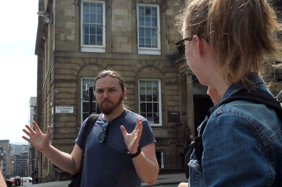 Glasgow: Pubs & History Guided Walking Tour with Beer - The first local bar: learning to taste, not just drink
