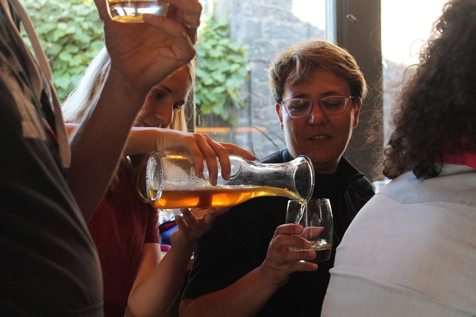 Glasgow: Pubs & History Walking Tour with Beer Tasting - A Glasgow introduction with a pint in hand
