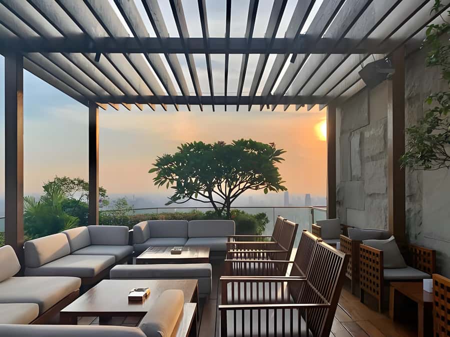 GuangZhou: 70 Floor RoofTop openair Bar, Sunset & Light Show - What you will eat: generous variety, small portions