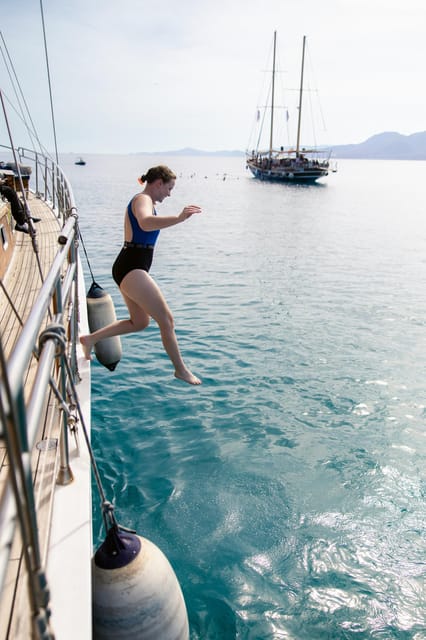 Half-Day Athens Cruise: Swim Stop,Lunch, and Drinks Included - Starting with coffee, pastries, and a 9 am departure