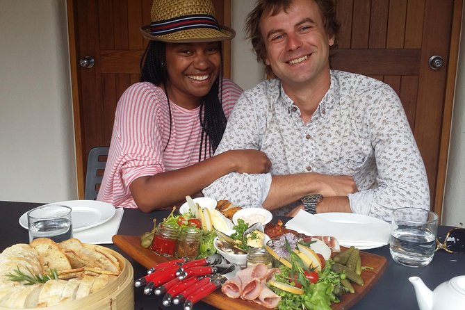 Half-Day Marlborough Wine Tour & Beer Tour - Saint Clair sets the tone with lunch and wine