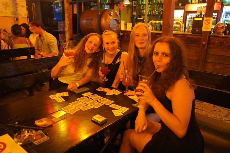 Hamburg: Reeperbahn Pub Crawl with Shots and Games - Welcome shots and games break the ice