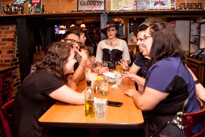 Haunted Chicago Booze and Boos Ghost Walking Tour - Why this Lincoln Park ghost walk works