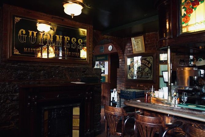 Haunted Montreal Pub Crawl - Hurley’s and the Mary Gallagher legend