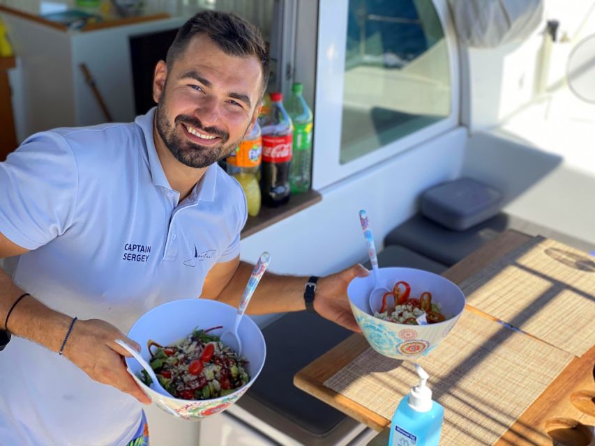 Heraklion: Dia Catamaran Tour - Lunch, Open Bar & Snorkeling - Small details that make the day easier