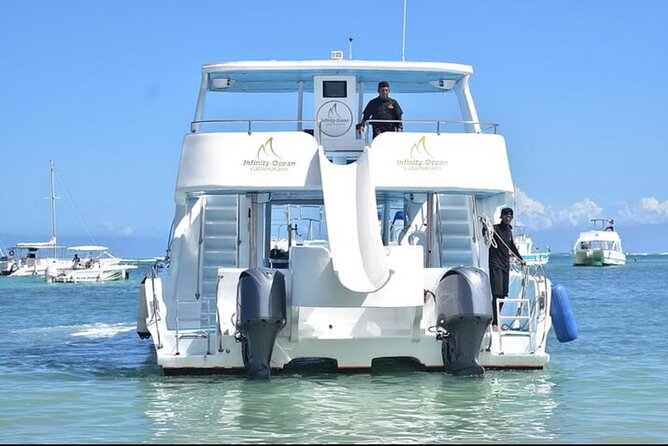 Hip Hop adult only Party Boat with Unlimited drinks& sand-bar - The first stop at Anorak