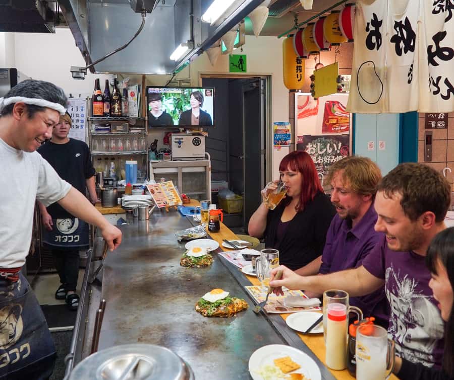 Hiroshima: Bar Hopping Food Tour - First stop: Hiroshima-style okonomiyaki