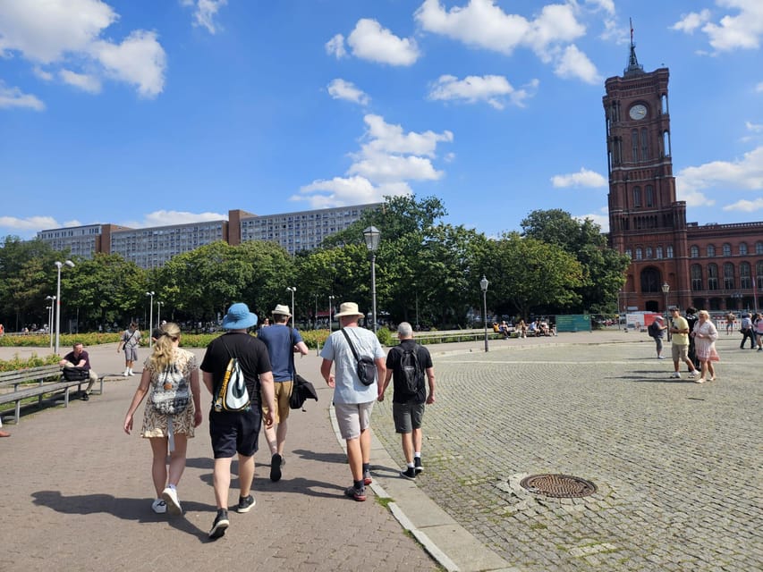 Historic Berlin Pubs & History Tour - Marienkirche and Alexanderplatz: Berlin before the postcards