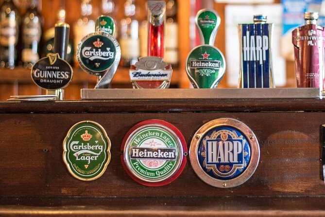 Historic Pub Walking Tour of London - The walks between pubs: where the city becomes part of the tour