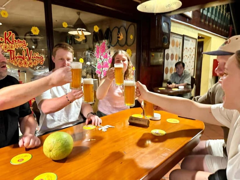 Ho Chi Minh City: Craft Beer and Local Food Tour by Scooter - A scooter ride that turns dinner into sightseeing