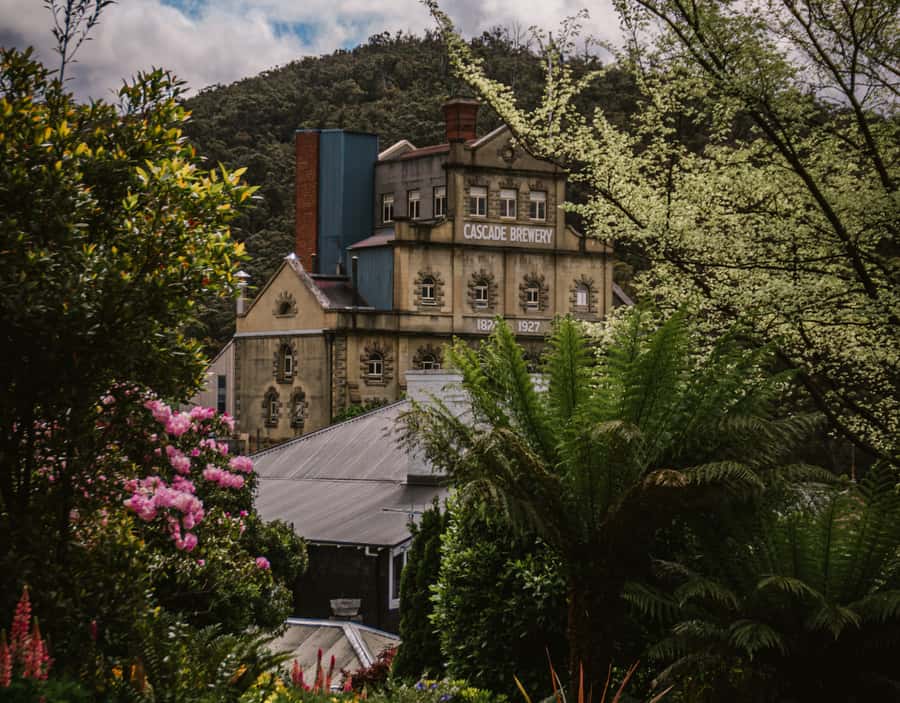 Hobart: Cascade Brewery Historic Tour - Following the brewery’s early story