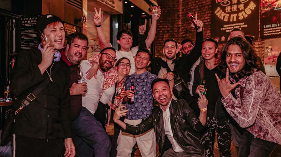Hong Kong: 3-Hour Lan Kwai Fong Pub Crawl - What the $20 price really covers
