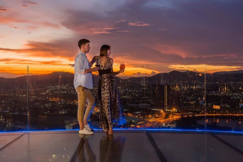 Hua Hin: Vana Nava Sky Bar Rooftop at Holiday Inn - The Gulf view does most of the work