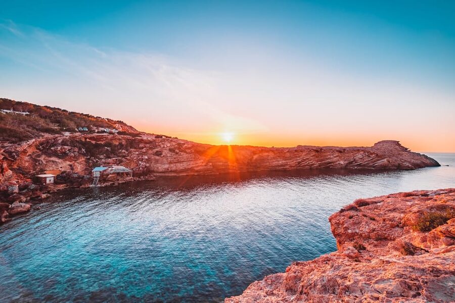 Ibiza: Midday or Sunset Sailing with Snacks and Open Bar - Who should book this Ibiza sailing