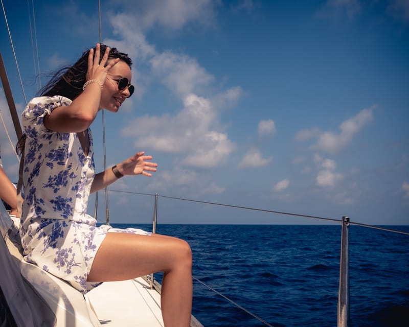 Ibiza: Midday or Sunset Sailing with Snacks and Open Bar - What the small-group format feels like