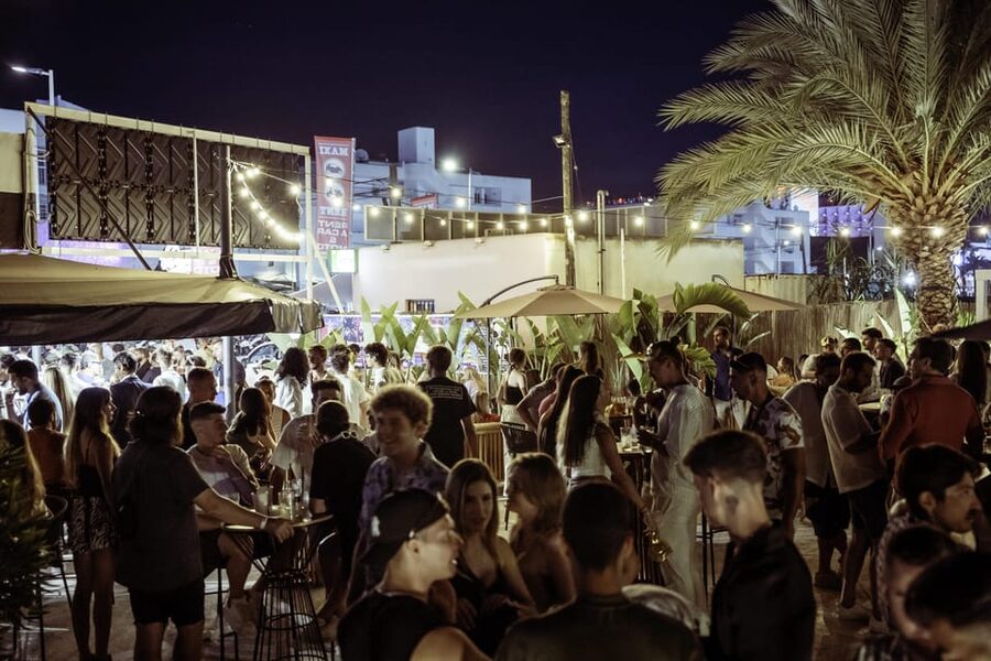 Ibiza: Pre-Party at Tantra w/ Premium Open Bar & Club Ticket - The 9 pm opening sets the pace