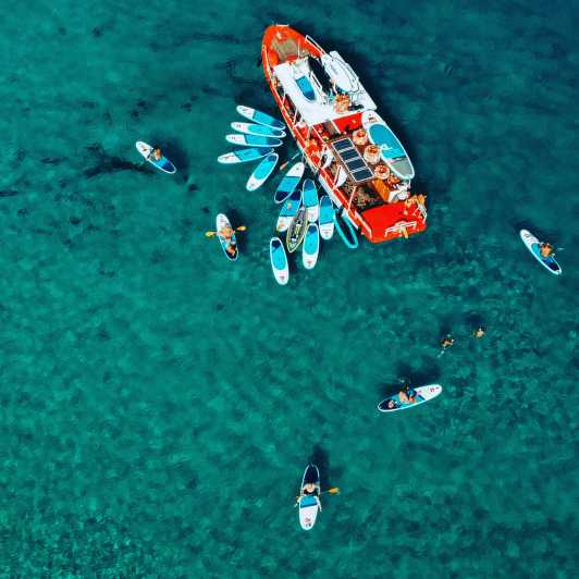 Ibiza: Secret Coves Guided Boat Tour with Open Bar and Tapas - Cala Gracioneta and the first coastal views