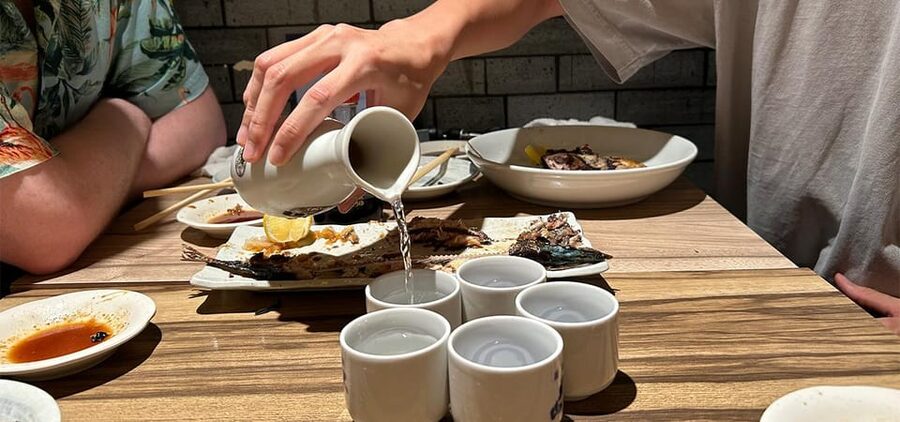 In Fukuoka! Guide to an Izakaya only 100% locals know. - Returning to Kego Park After Three Hours