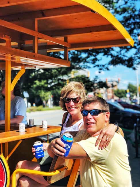 Indianapolis: Open-Air Pedal Pub Tour - Food and the return to The Hangar