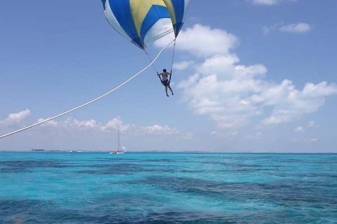 Isla Mujeres adventure by Catamaran. Snorkel, open bar and lunch - Beach-club lunch, swimming, and drinks