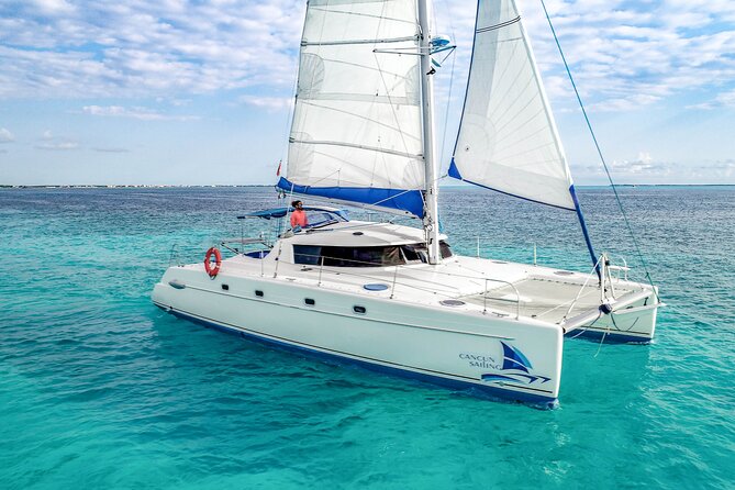 Isla Mujeres Catamaran Tour with Open Bar, Lunch and Snorkeling - Getting to Marina Sailaway from Cancun
