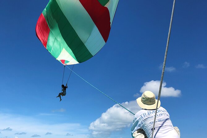 Isla Mujeres Catamaran Tour with Snorkeling at MUSA, Buffet Lunch & Open Bar - Safety, comfort, and the small print