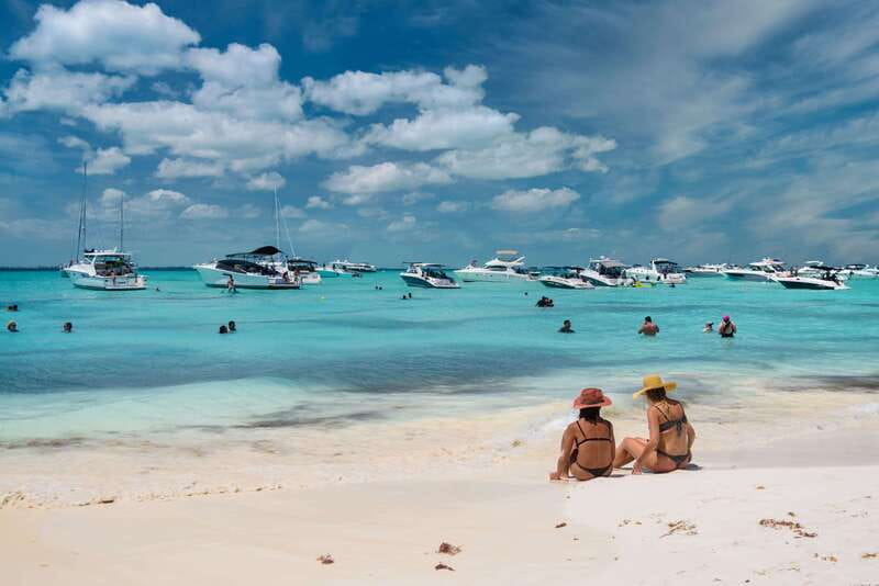 Isla Mujeres: Catamaran with Open Bar, Snorkeling and Lunch - What the $59 price really buys