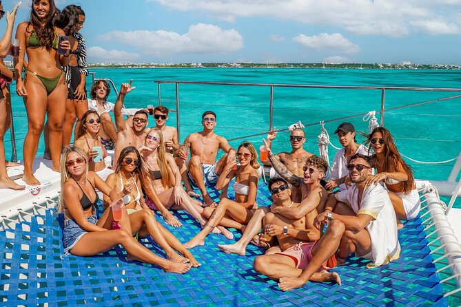 Isla Mujeres Cruise with Beach Club, Snorkel, Lunch and Open Bar - Playa Norte and the best water of the day