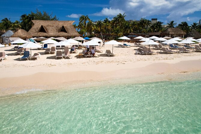 Isla Mujeres luxury catamaran with premium open bar and lunch - Free time in downtown Isla Mujeres