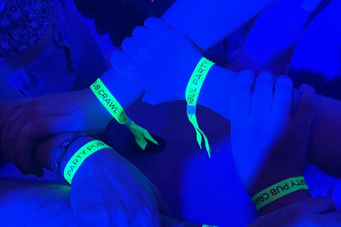 Istanbul Party Pub Crawl with Party Bus in Sultanahmet and Taksim - Timing, meeting point, and practical planning
