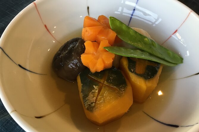 Izakaya Style Cooking Class - What the instructors do well