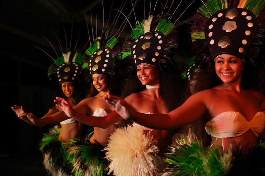 Kauai: Buffet Dinner with Open Bar and Luau Kalamaku Show - Practical booking details