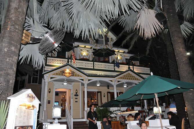 Key West Haunted Pub Crawl and Ghost Tour with Free T-Shirt - Porter Mansion and its haunted reputation