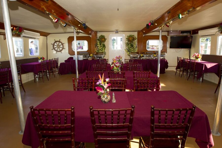 Key West: Sunset Dinner Cruise with Open Bar & Live Music - Boarding at 201 William Street