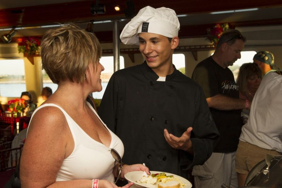Key West: Sunset Dinner Cruise with Open Bar & Live Music - Welcome aboard The Party Cat